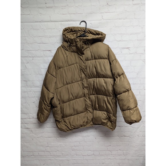 H&M Jackets & Blazers - H&M Oversized Puffer Jacket Women's Medium/ Large EUC 999